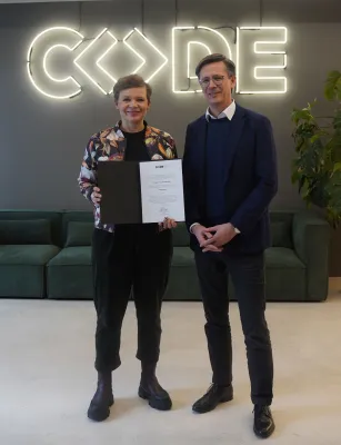 Berliner Startup-Hochschule CODE beruft Julia Köhn zur Professorin für Entrepreneurship Bild: Berliner Startup-Hochschule CODE beruft Julia Köhn zur Professorin für Entrepreneurship