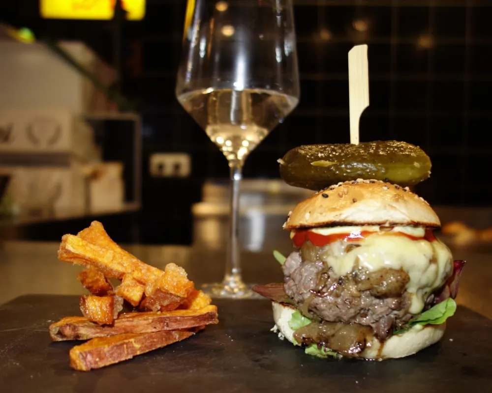Go-Sake - Sake und Burger Food Pairing