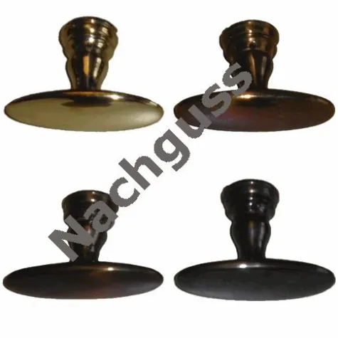 Historische Türbeschläge im Jugendstil Bild: Historische Türbeschläge im Jugendstil