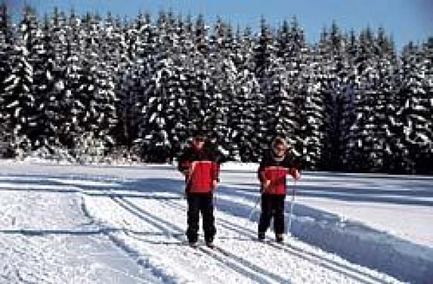 Neues Video informiert über das vielfältige Unterhaltungsprogramm in der Gemeinde Breitenberg Bild: Neues Video informiert über das vielfältige Unterhaltungsprogramm in der Gemeinde Breitenberg