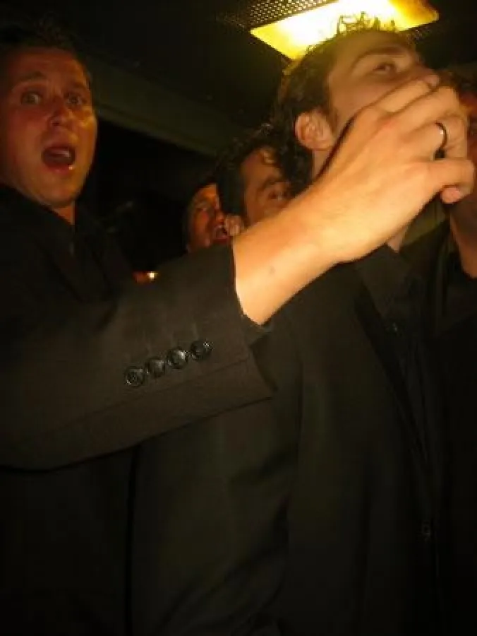 Choirblax - a cappella in black - Telefonzellen-Konzert in Köln