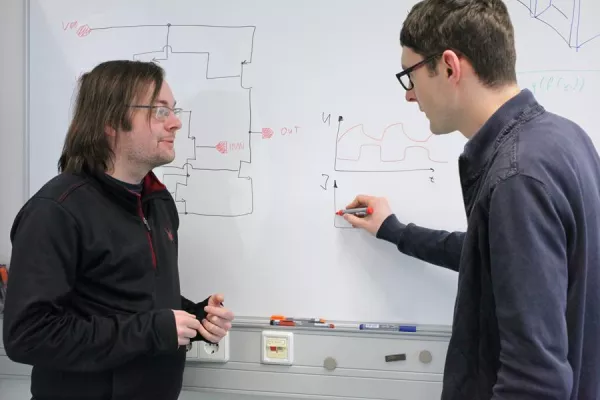 Bild: Forschergruppe IntelligEnt gestartet: Künstliche Intelligenz und Machine Learning für Mikroelektronik-Entwurf