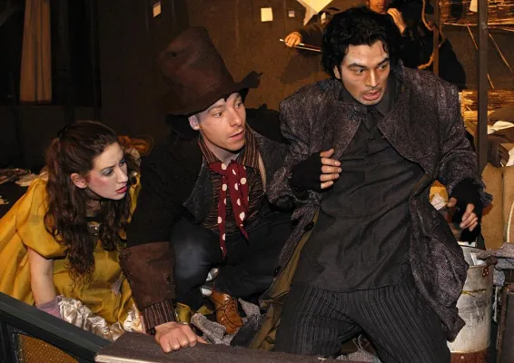 Bild: OLIVER TWIST nach Charles Dickens - Theater für Kinder und Jugendliche im Rathaus Friedenau