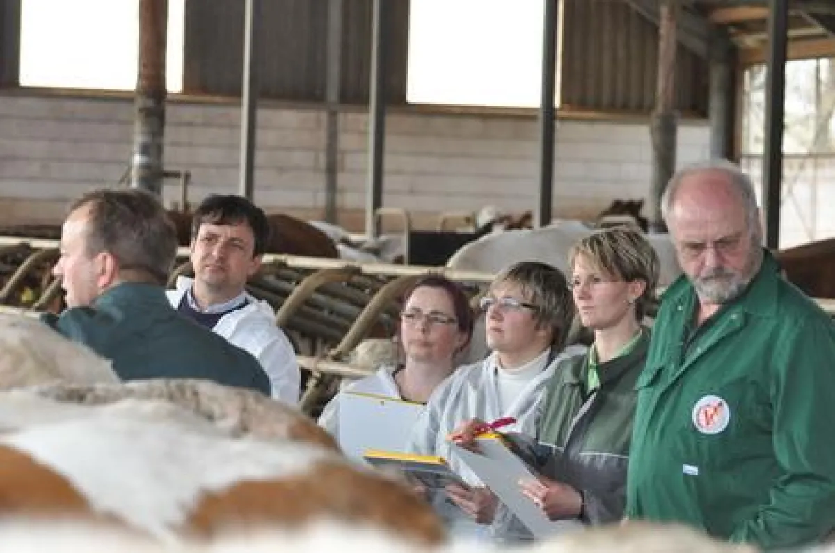 Controlling im Praxisbetrieb mit den Tierärzten unter Leitung von Dr. Mahlkow-Nerge