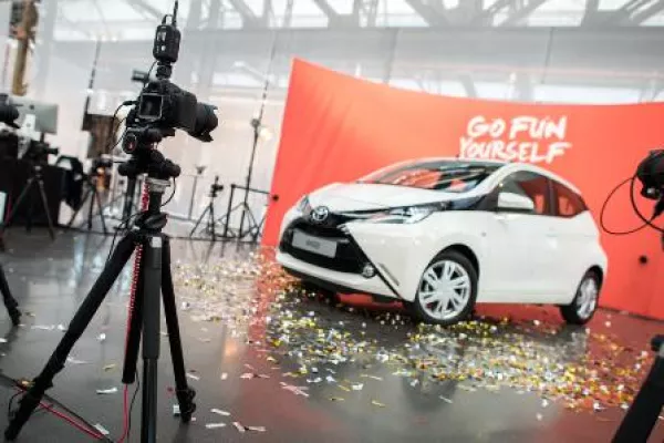 Mit 360ties emotion dreht sich alles um den neuen Toyota Aygo Bild: Mit 360ties emotion dreht sich alles um den neuen Toyota Aygo