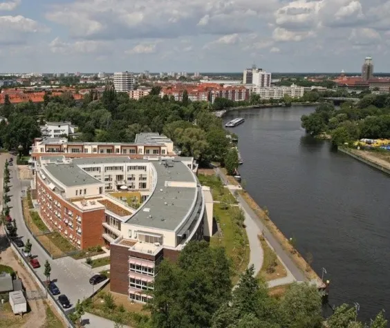 Bild: Bethanien HavelGarten vor der Vollendung