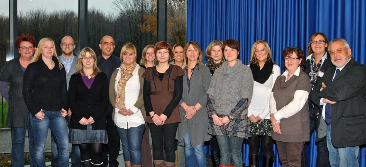 Die 14 Absolventen des Lehrgangs Palliative Care