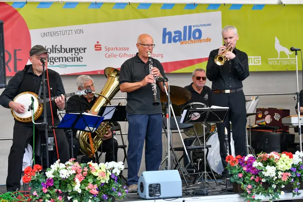 Gelungener Auftakt von Jazz & more und SommerSinne – Wolfsburger Kulturwochen Bild: Gelungener Auftakt von Jazz & more und SommerSinne – Wolfsburger Kulturwochen