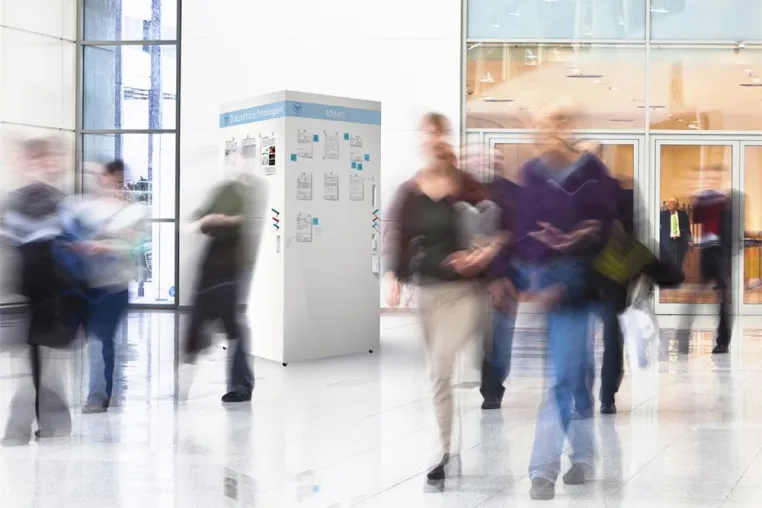Die interaktive Litfaßsäule für mehr Ideen Bild: Die interaktive Litfaßsäule für mehr Ideen