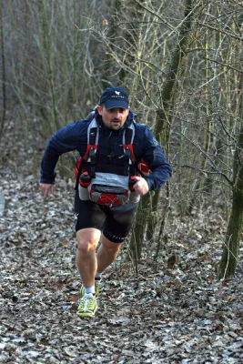 Extremsportler Michael Snehotta am 31. Januar 2013 in der „Wiesbadener Nordwand“ Bild: Extremsportler Michael Snehotta am 31. Januar 2013 in der „Wiesbadener Nordwand“