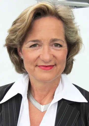Dagmar Ponschab referiert bei Network Women Grünwald über "Gekonnt kontern" Bild: Dagmar Ponschab referiert bei Network Women Grünwald über "Gekonnt kontern"