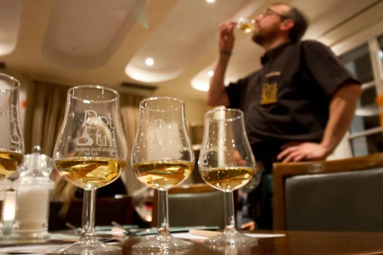 Bild: Jeder Whisky ein Vierteljahrhundert alt