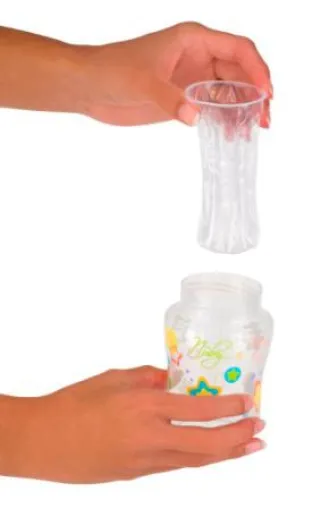 Nûby Anti-Kolik-Flasche gewinnt Innovation Award auf der Kind+Jugend 2012 Bild: Nûby Anti-Kolik-Flasche gewinnt Innovation Award auf der Kind+Jugend 2012
