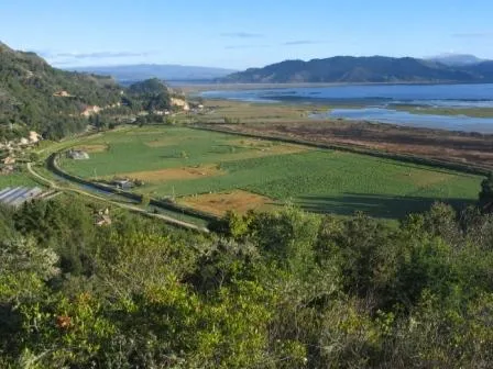 Bild: Umweltstiftung Global Nature Fund (GNF) ernennt Fúquene See in Kolumbien zum „Bedrohten See des Jahres 2011“