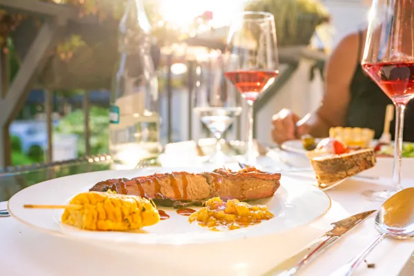 Bild: Beliebtes Küsten-Barbecue im Strandhotel Zingst ist zurück 