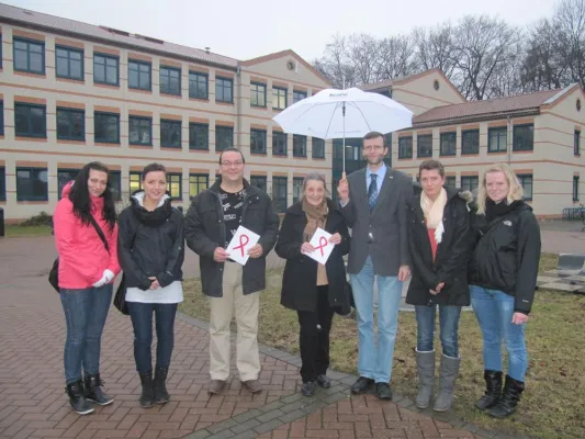 Bild: Spendengelder von Studierenden der Hochschule Harz helfen in der Harz-Region sowie in Afrika