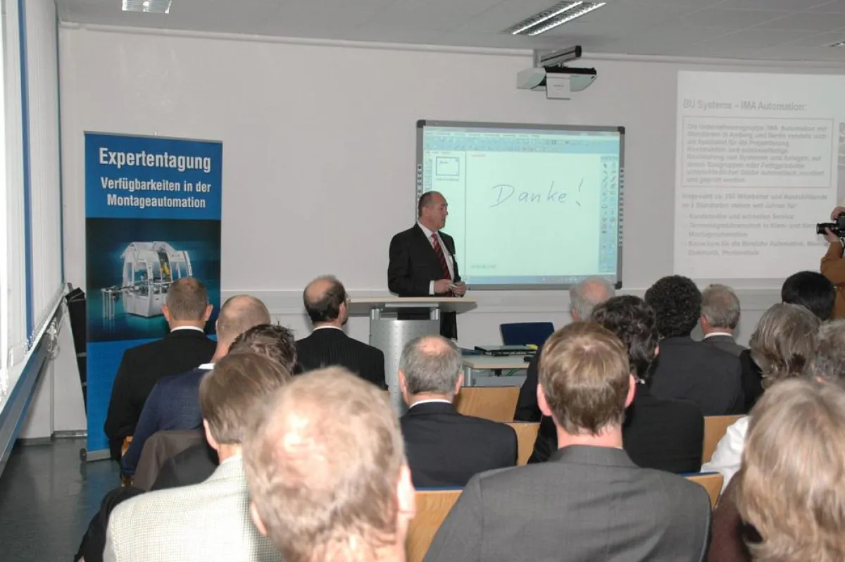 Experten in der Diskussion bei der von der IMA Automation veranstalteten Fachtagung