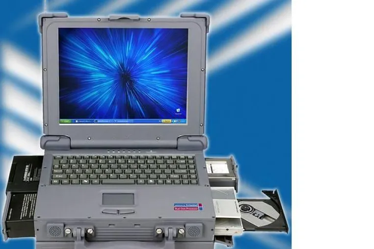 Modular erweiterbares full-ruggedized Industrie und Militär Notebook mit Intel Core Duo Technologie Bild: Modular erweiterbares full-ruggedized Industrie und Militär Notebook mit Intel Core Duo Technologie