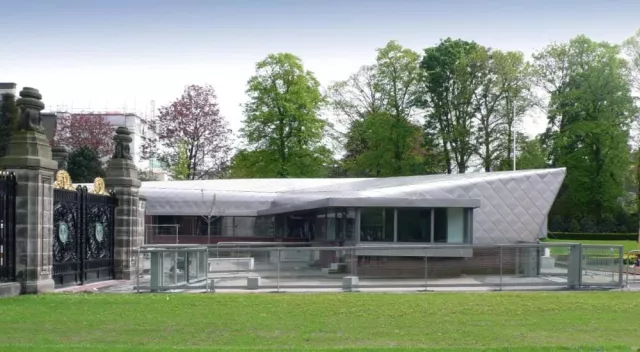 Bild: Zu Gast im Friedenspalast - Neues Besucherzentrum am Sitz des Internationalen Gerichtshofs