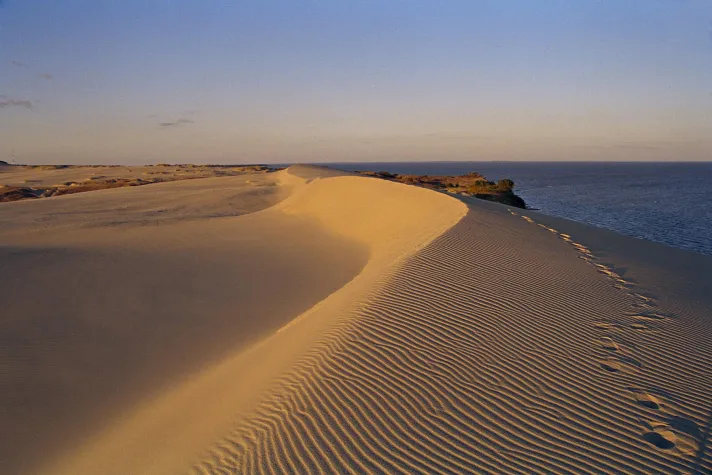 Mit neuer Karawane-Reise zu Europas größter Wanderdüne: Baltikum-Boom Bild: Mit neuer Karawane-Reise zu Europas größter Wanderdüne: Baltikum-Boom