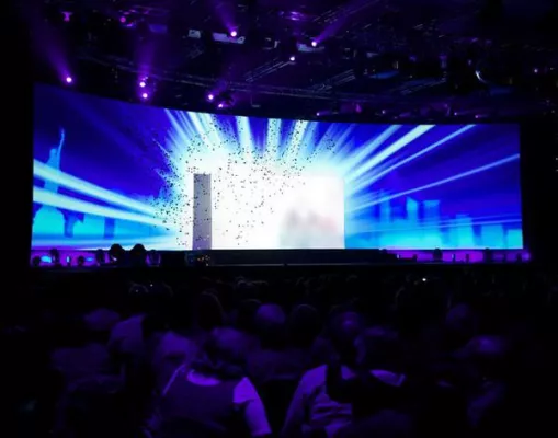 Bild: ENERGETIX Bingen: Spannung beim Kataloglaunch 2012 - Essener LK-AG verantwortet Corporate Event im CCM Mainz