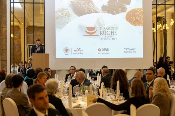 Bild: GoTürkiye-Galadinner in Berlin feiert kulinarisches Erbe im Rahmen der Themenwoche „Türkische Küche“