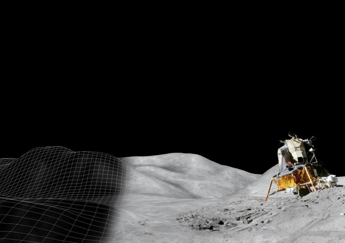 Fotomontage: Reale Fotografie der Mondlandefähre in der rekonstruierten Mondlandschaft