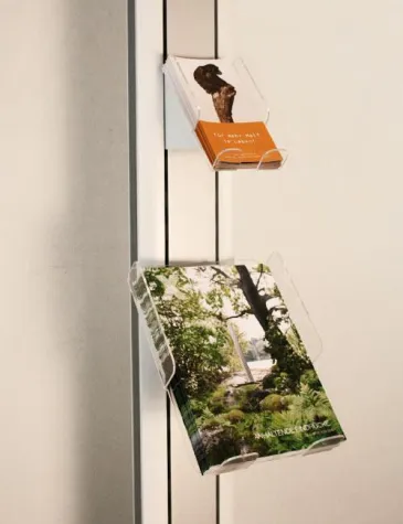 Bild: Neues Produkt von MonLines – Prospektablage für SMS Standfüße