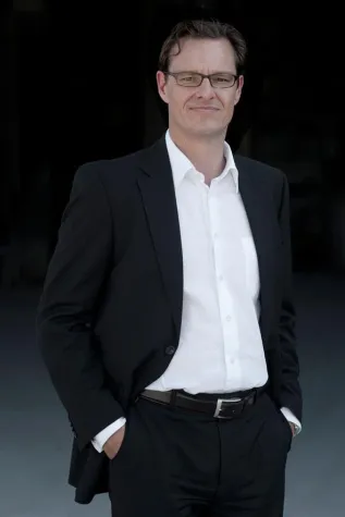 Bild: Uwe Christian Köhnen in die Geschäftsleitung des Hotelrenovierungsspezialisten Tenbrink berufen