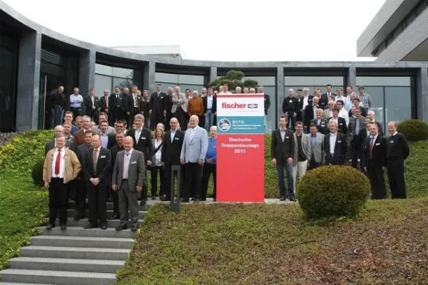 Drei Jahrzehnte für den Treppenbau Bild: Drei Jahrzehnte für den Treppenbau