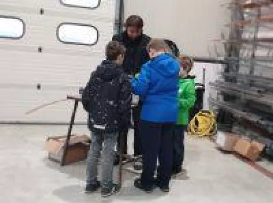 "Kleine Helden" für das "Helden-Handwerk" begeistert Bild: "Kleine Helden" für das "Helden-Handwerk" begeistert