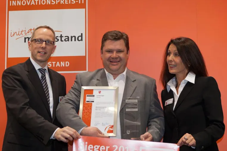 Bild: arago gewinnt INNOVATIONSPREIS-IT 2013