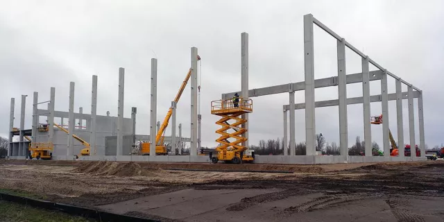 Bild: WARDOW.COM baut neues Logistikzentrum in Wustermark