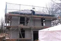 Stadtvilla im Bau präsentiert sich zukünftigen Bauherren Bild: Stadtvilla im Bau präsentiert sich zukünftigen Bauherren