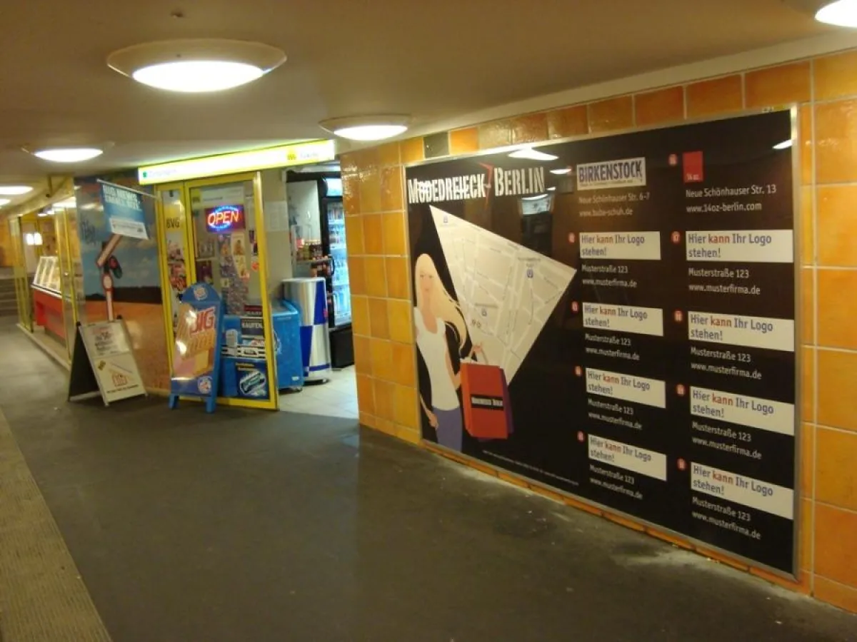 Der neue Wegweiser hilft im Modedreieck Berlin bei der Orientierung