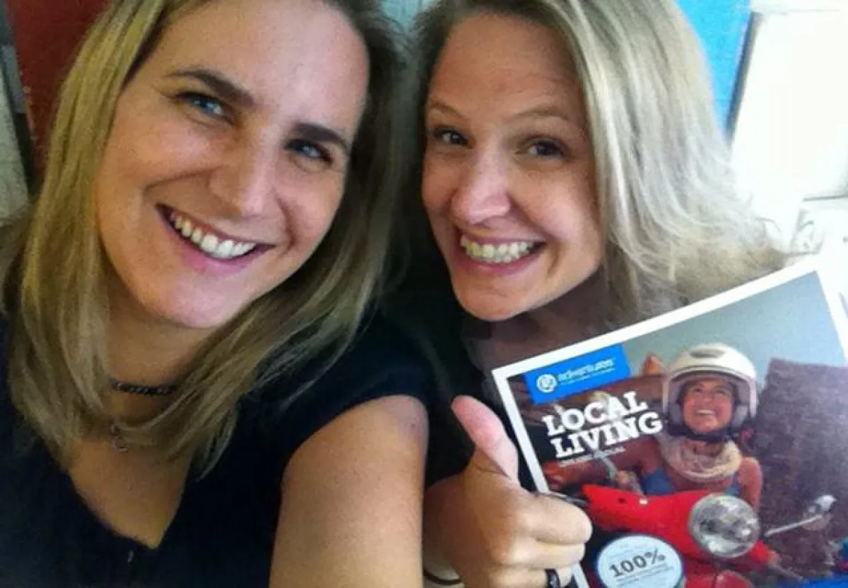 Anja Kocherscheidt (l.) und Ina Bohse (r.) freuen sich auf die Zusammenarbeit mit G Adventures.
