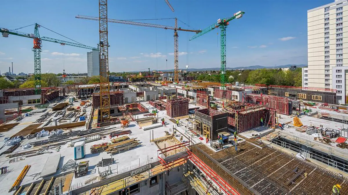 Der Rohbau des ersten europäischen Passivhaus Klinikkomplexes in Frankfurt wird 2017 fertiggestellt