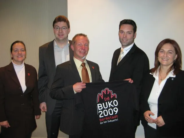 Vorstand der hessischen Wirtschaftsjunioren neu besetzt Bild: Vorstand der hessischen Wirtschaftsjunioren neu besetzt