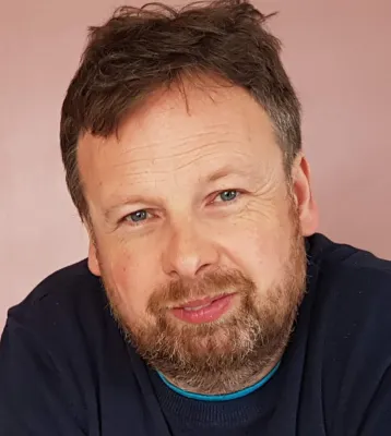 Bild: Physiker Gert Aarts kommt mit 1,58 Millionen Euro Förderung nach Bielefeld