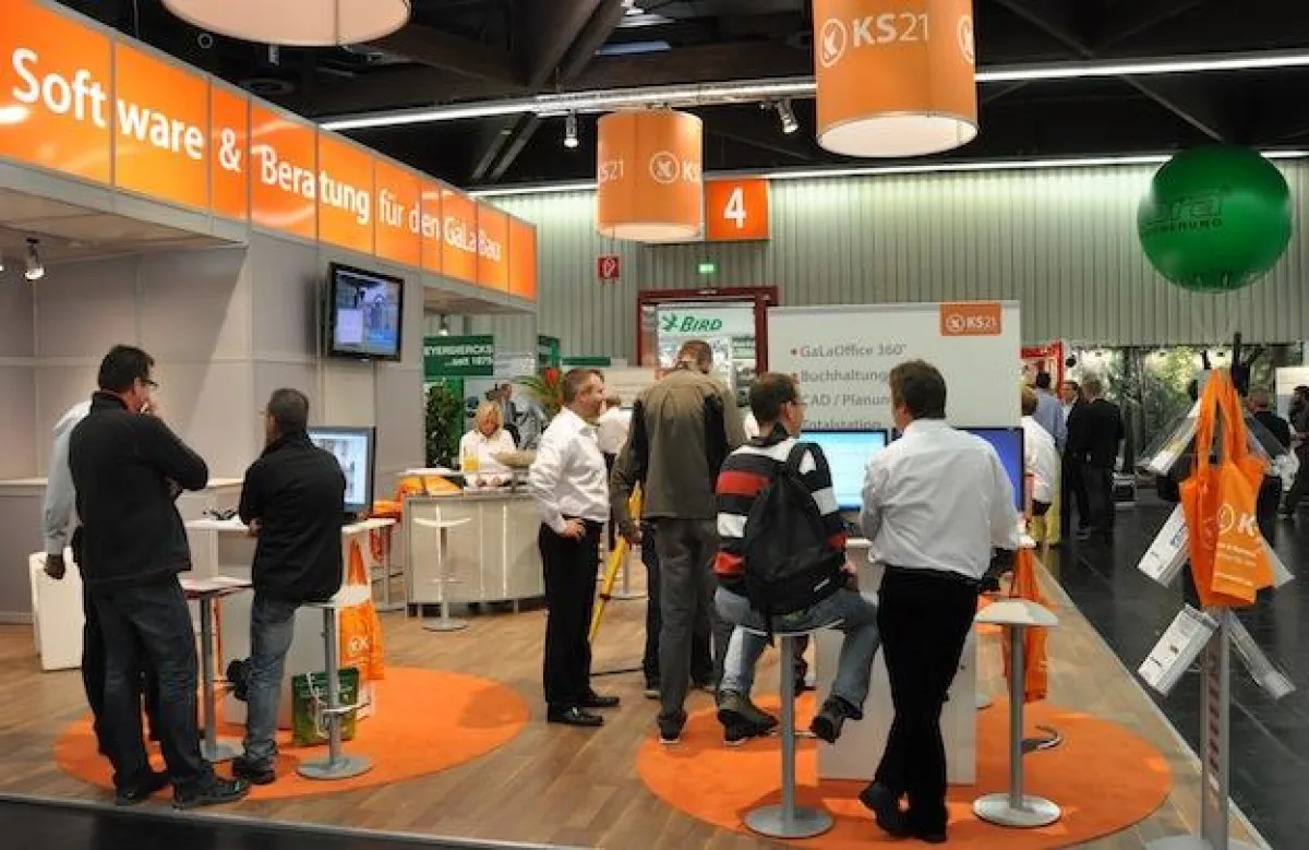 Reger Andrang am Messestand des IT-Dienstleisters KS21 auf der Fachmesse GaLaBau.  (Fotos: Jens Haentzschel | greengrass media)