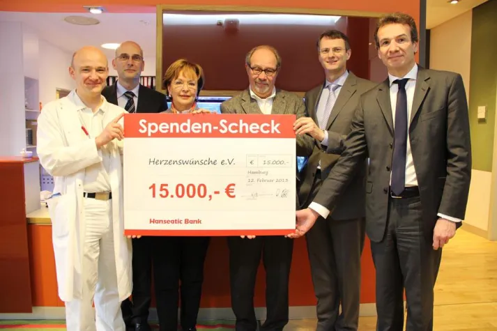 Bild: Mit dem Herzen dabei: Hanseatic Bank spendet 15.000 Euro für schwer kranke Kinder
