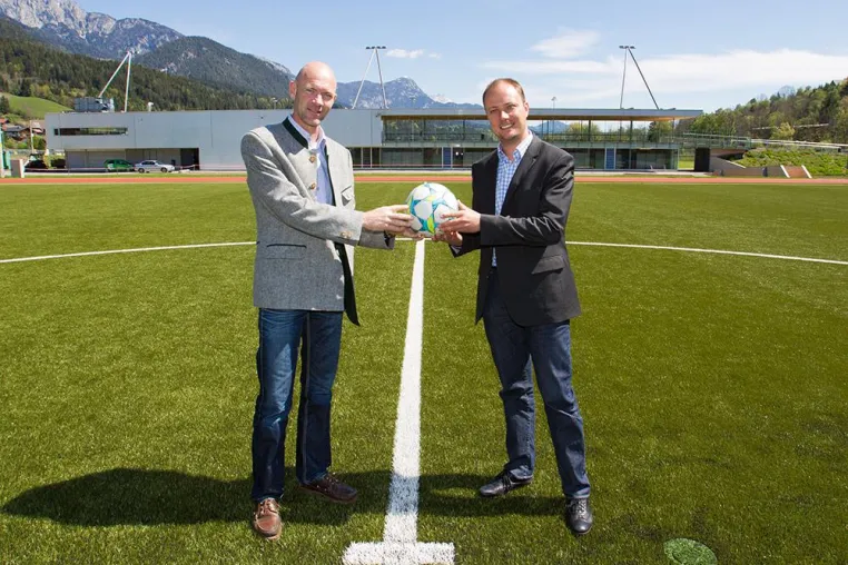 Eingenetzt: Internationale Topklubs zu Gast in Schladming-Dachstein Bild: Eingenetzt: Internationale Topklubs zu Gast in Schladming-Dachstein