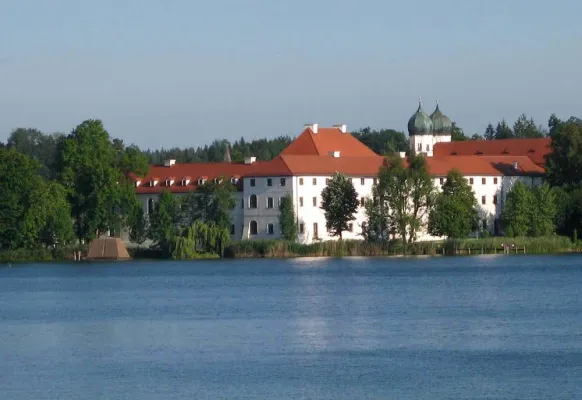 Bild: Schlafen wie die Benediktinermönche