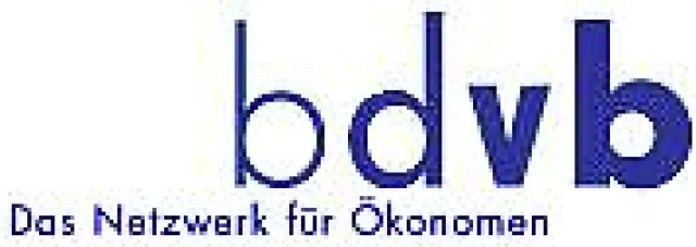 Bild: Wirtschaftsstudenten im Karrierefieber