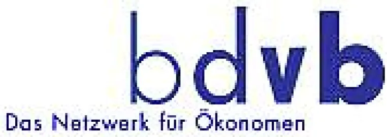 Bild: Wirtschaftsstudenten im Karrierefieber