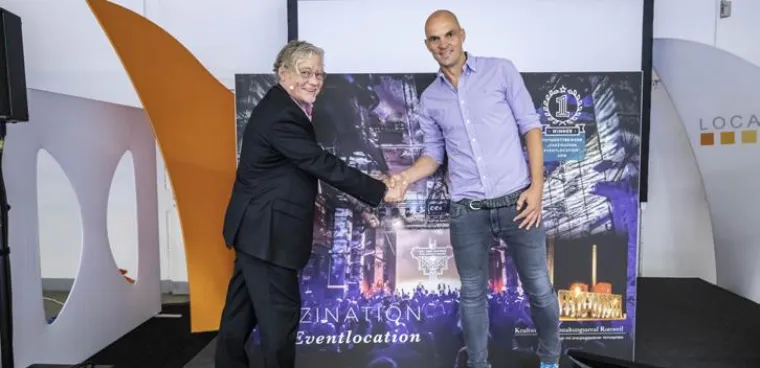 Bild: Preisverleihung auf der LOCATIONS Region Stuttgart: Siegerfoto „Faszination Eventlocation 2018“