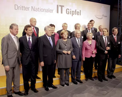 Bild: Dritter Nationaler IT-Gipfel mit Michael Vagedes