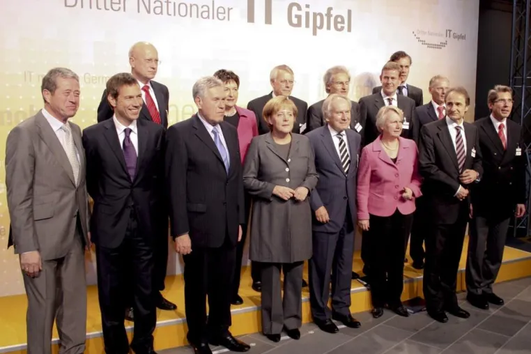 Bild: Dritter Nationaler IT-Gipfel mit Michael Vagedes