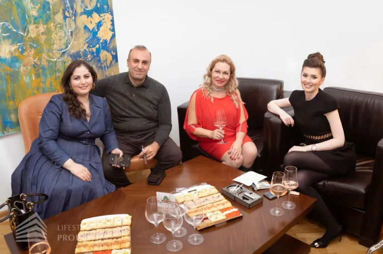 Der Neujahrsempfang von Lifestyle Properties im noblen Palais Equitable Bild: Der Neujahrsempfang von Lifestyle Properties im noblen Palais Equitable