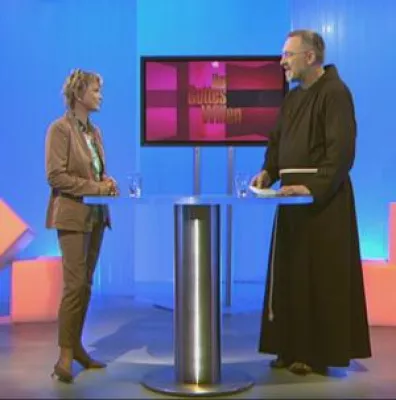 Bild: Bruder Paulus im Gespräch mit Uschi Glas, So., 11.10.2009, 8.30 Uhr, N24 Ethik „Um Gottes Willen"